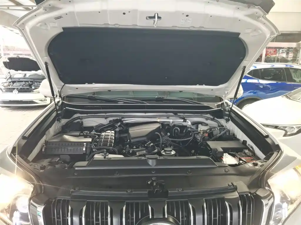 Toyota Prado 2016 2.7L Auto Luxury Edition фото 20