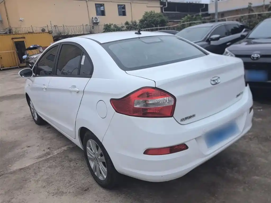 Cowin Kaiyi C3 2016 2015 1.5L AMT Gold Diamond Edition