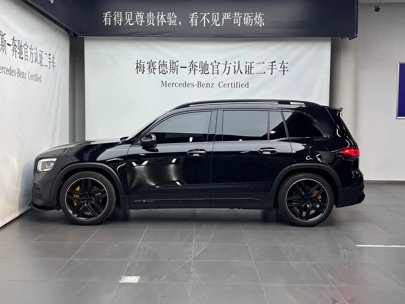 Mercedes-Benz GLB AMG 2023 Model AMG GLB 35 4MATIC фото 5