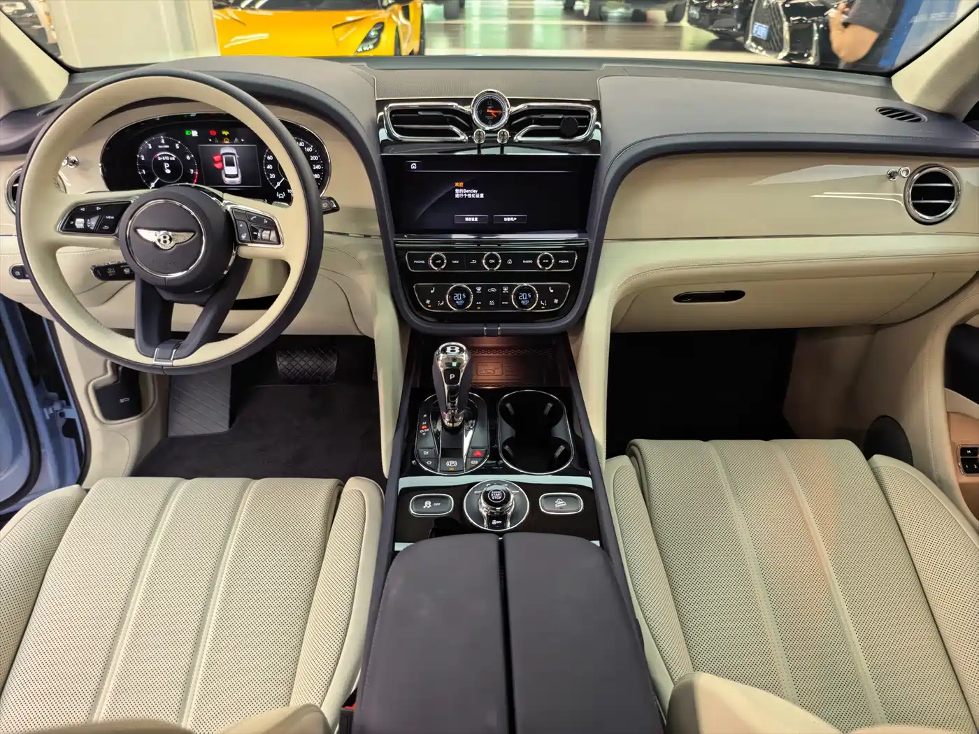 Bentley Bentayga 2025 2026 4.0T V8