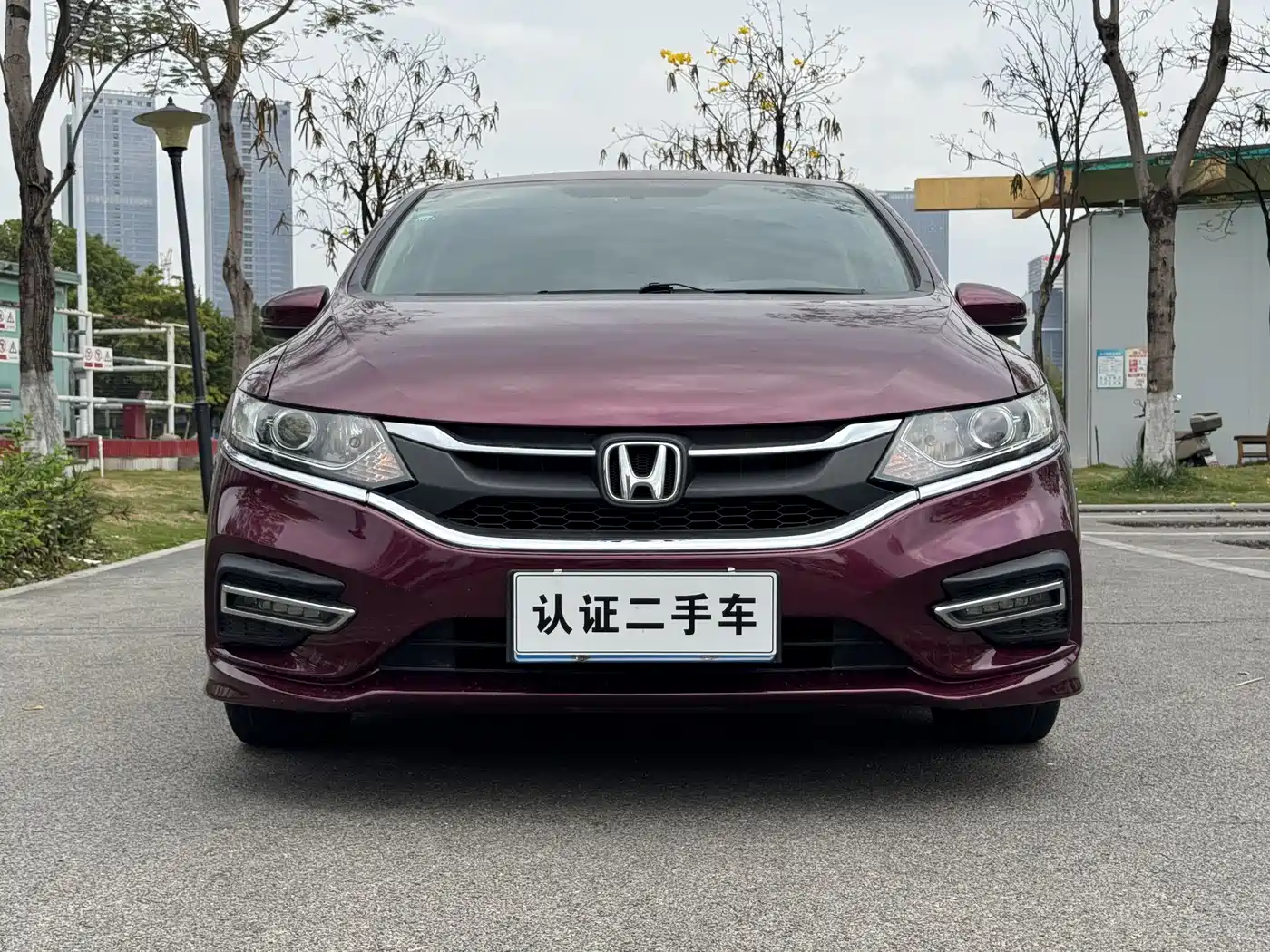 Photo 2 - Honda Jade