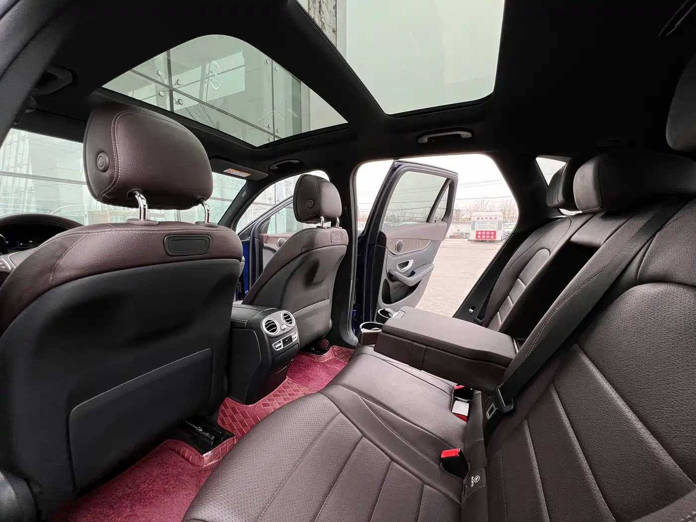 Mercedes-Benz GLC 2016 GLC 300 4MATIC Dynamic фото 12