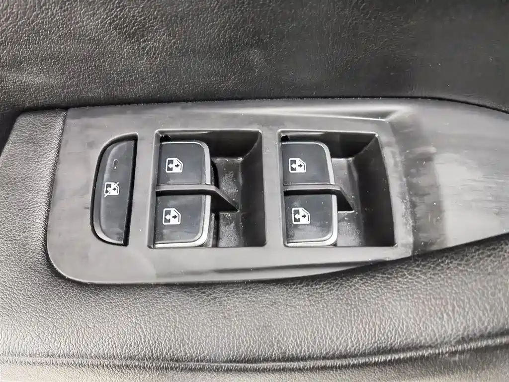 Hongqi H5 2019 30TD Style Edition фото 9