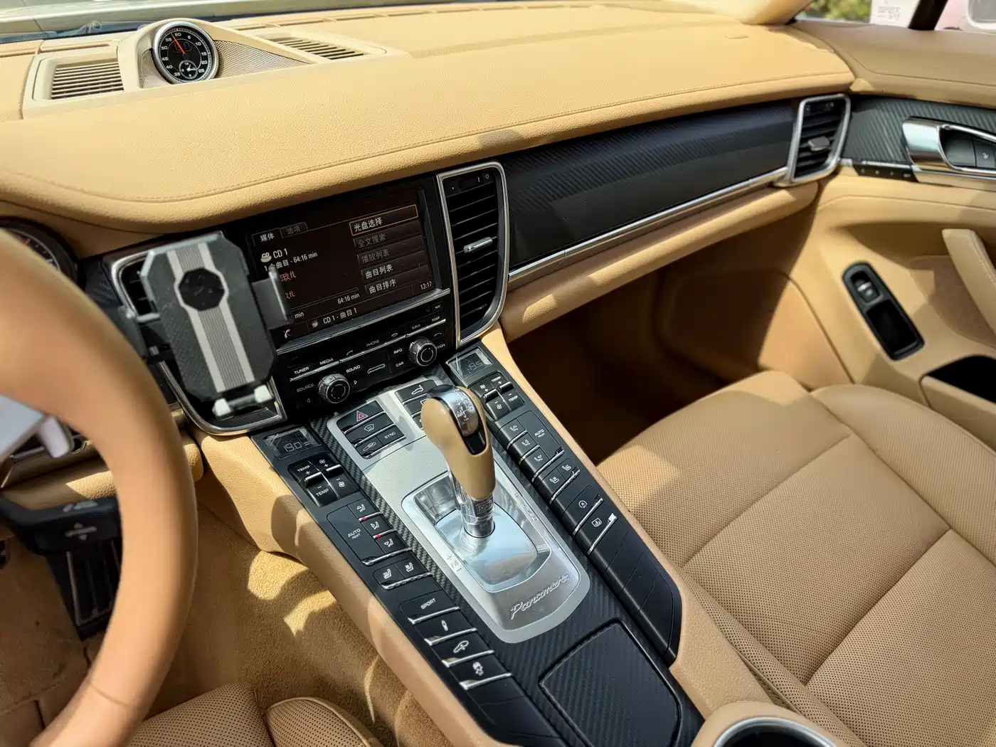 Porsche Panamera 2014 Panamera 4S Executive 3.0T фото 11