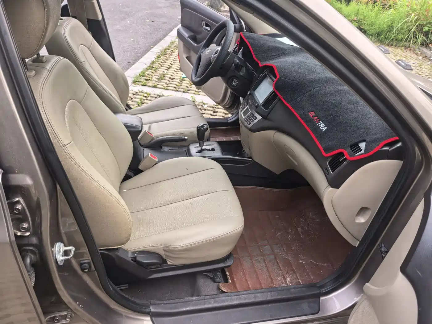 Hyundai Elantra 2011 1.6L Automatic Luxury фото 9