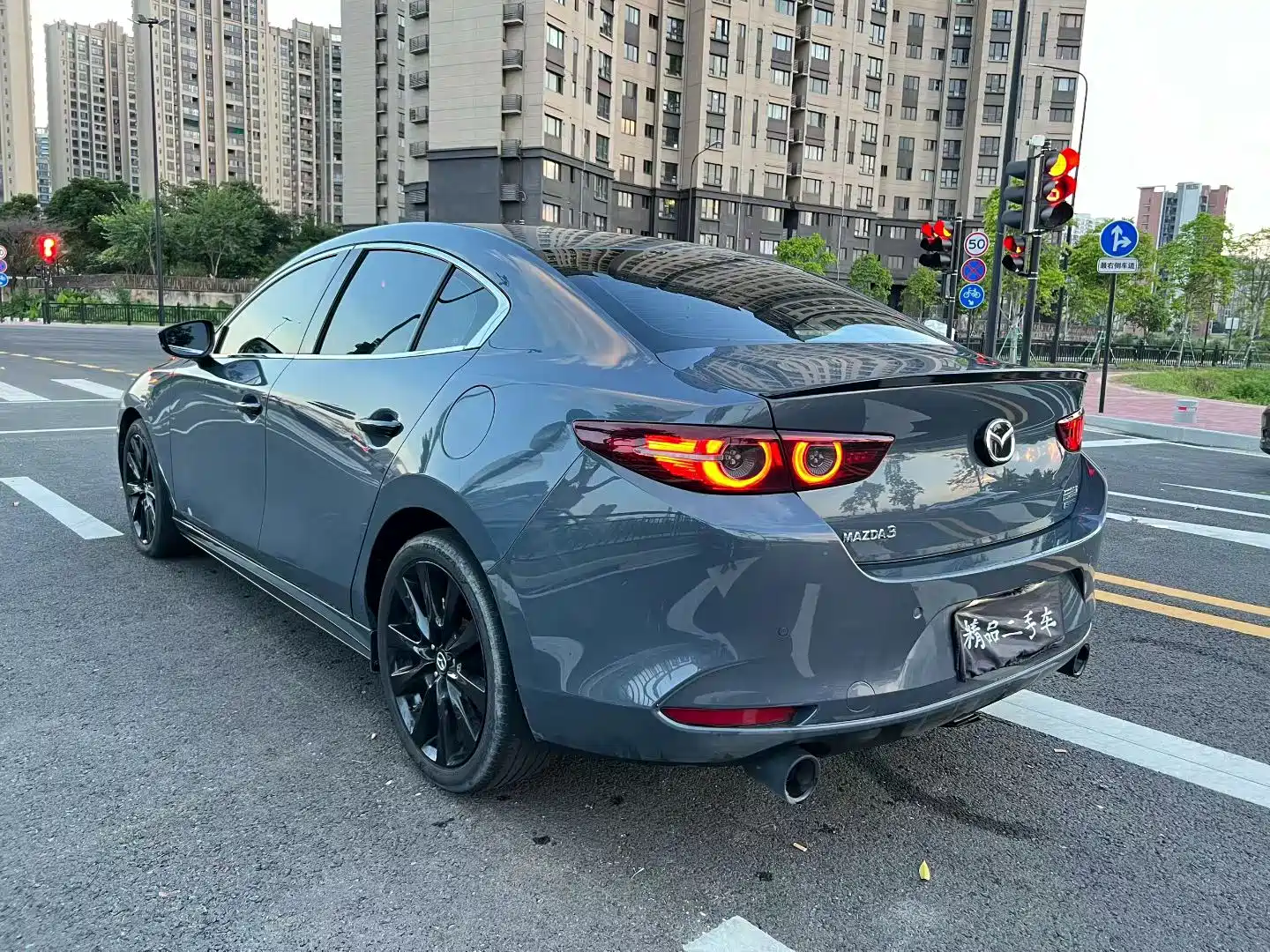 Photo 8 - Mazda Mazda 3