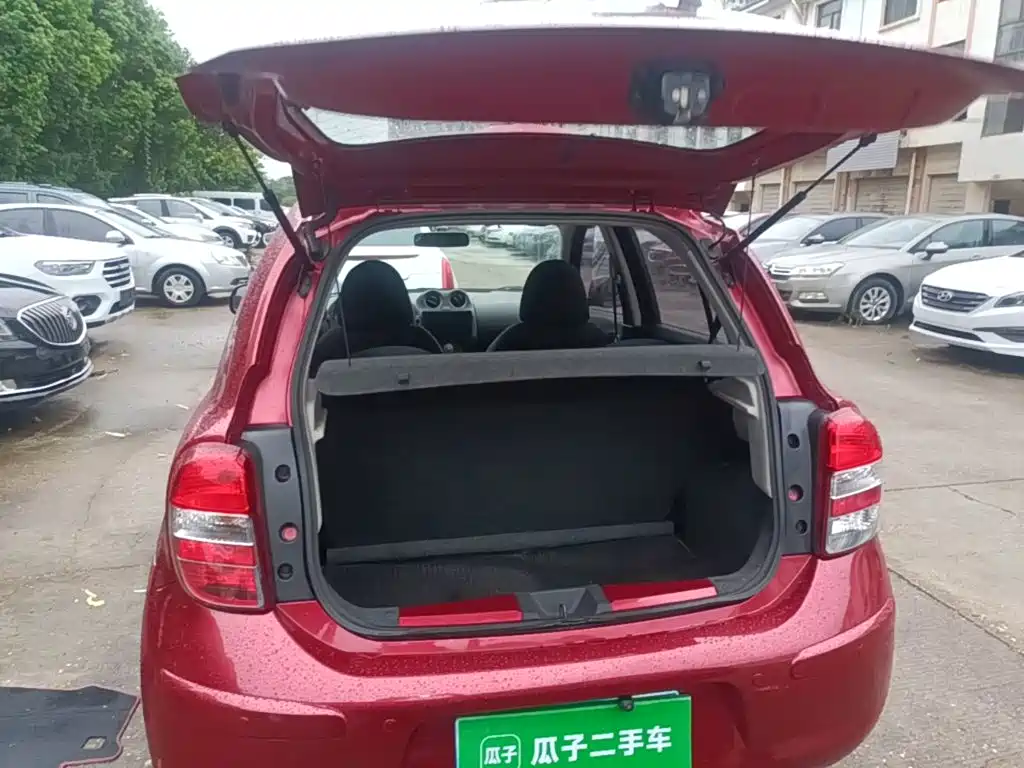 Nissan March 2014 2010 1.5L Automatic Easy Shine Edition