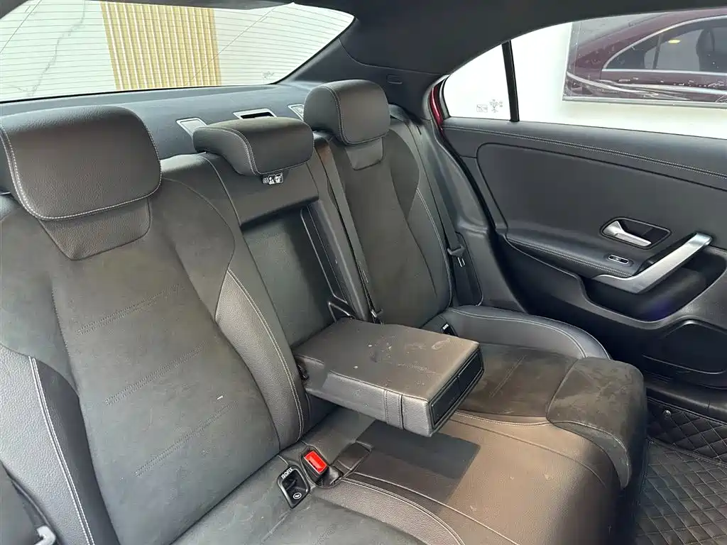 MERCEDES-BENZ CLASS A