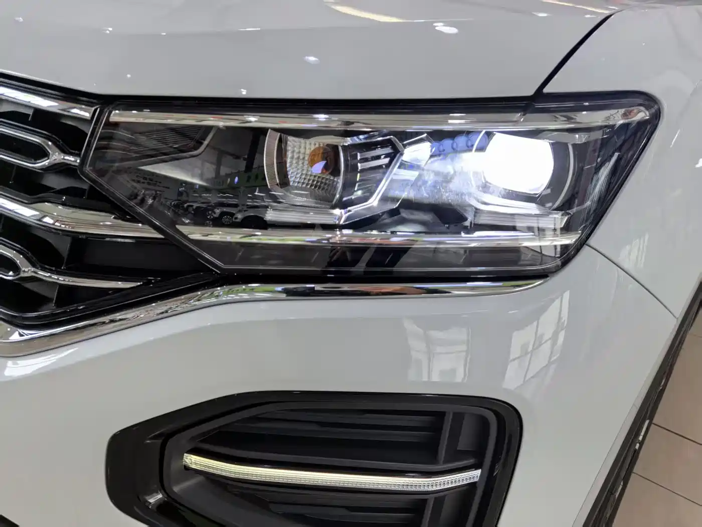 Volkswagen Tayron 2019 330TSI 2WD Luxury China VI фото 6