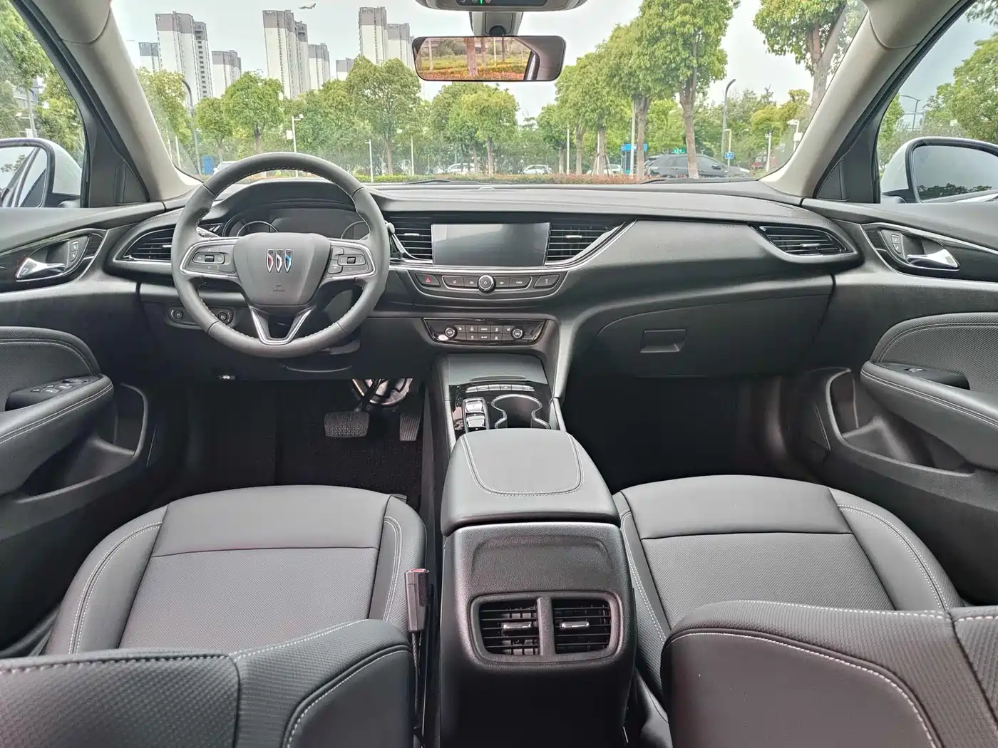Buick Regal 2024 Facelift 28T Ultimate Enjoy Edition фото 12