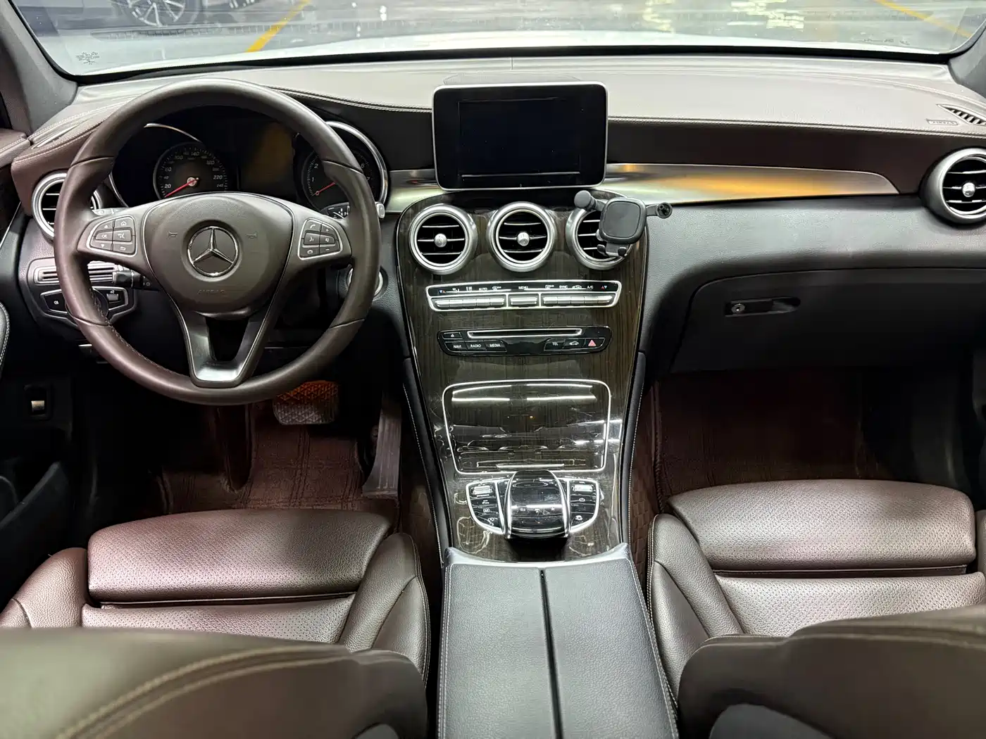 Mercedes-Benz GLC 2019 GLC 260 L 4MATIC Dynamic фото 11
