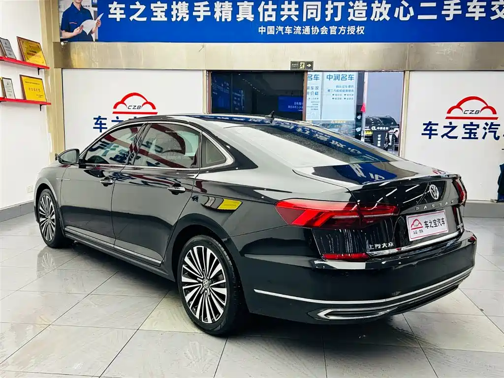 Volkswagen Passat 2019 Model 330TSI Luxury Edition China V фото 7