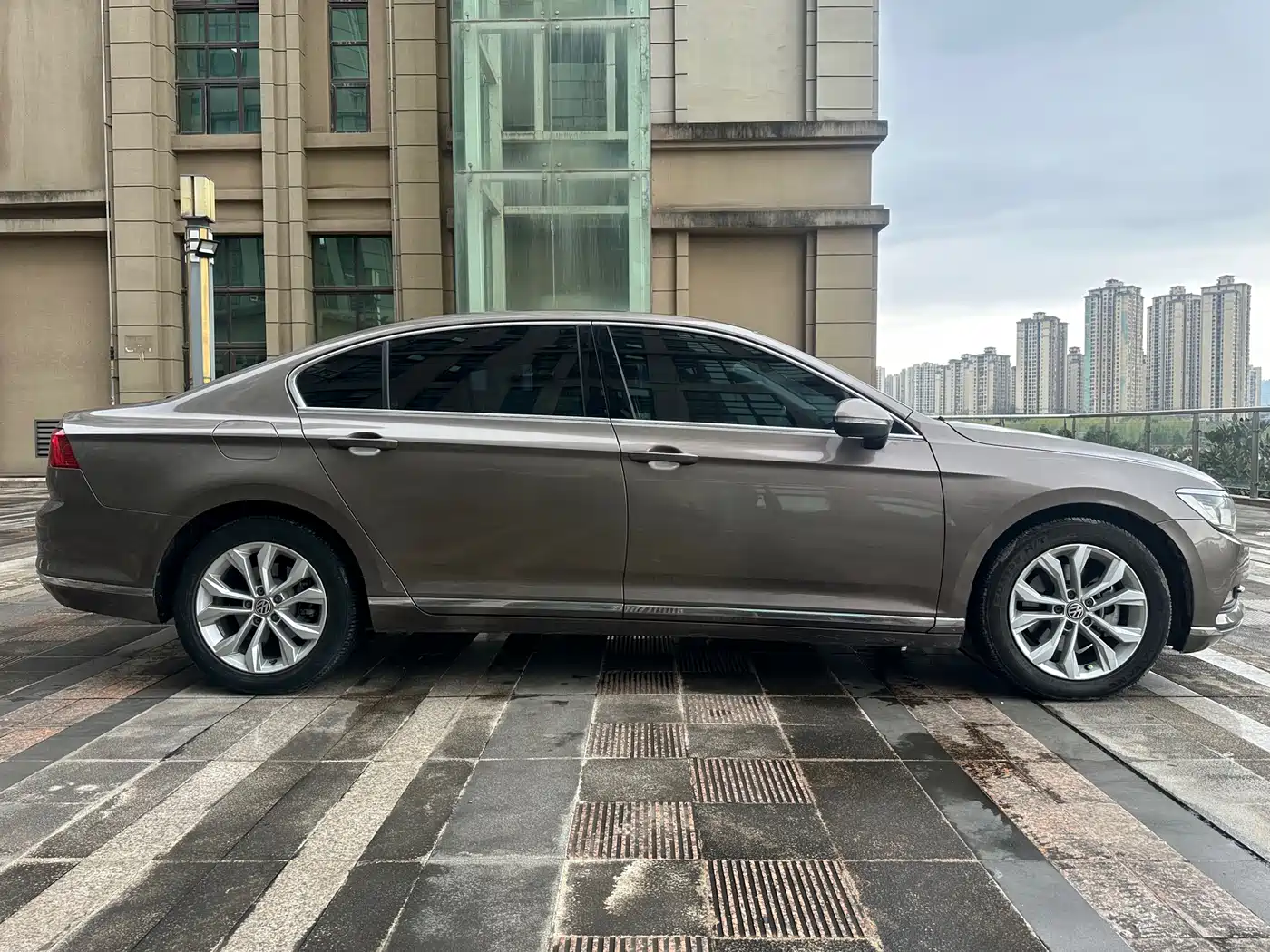 Volkswagen Magotan 2017 330TSI DSG Luxury фото 7