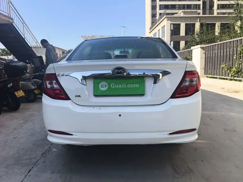 Фото 6 - BYD F3