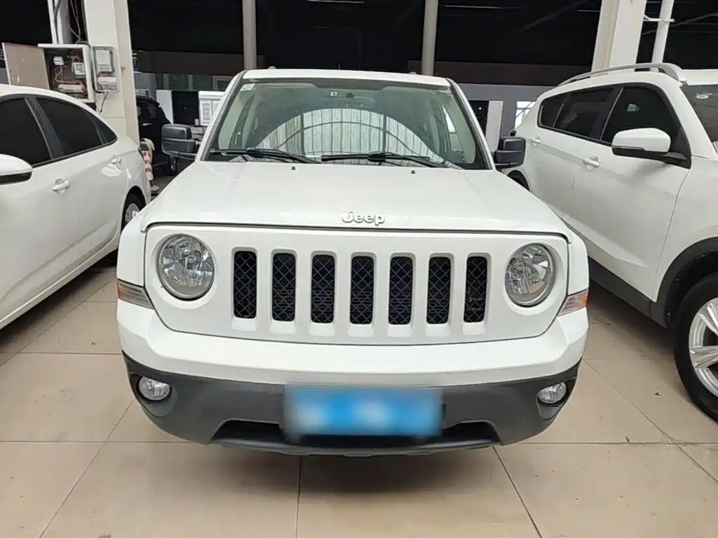Jeep Patriot 2015 2014 2.0L Sport Enhanced Edition