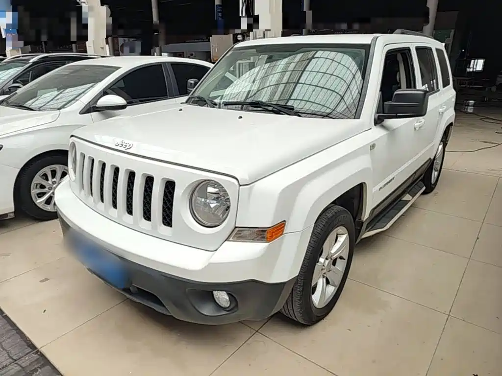 Jeep Patriot 2015 2014 2.0L Sport Enhanced Edition