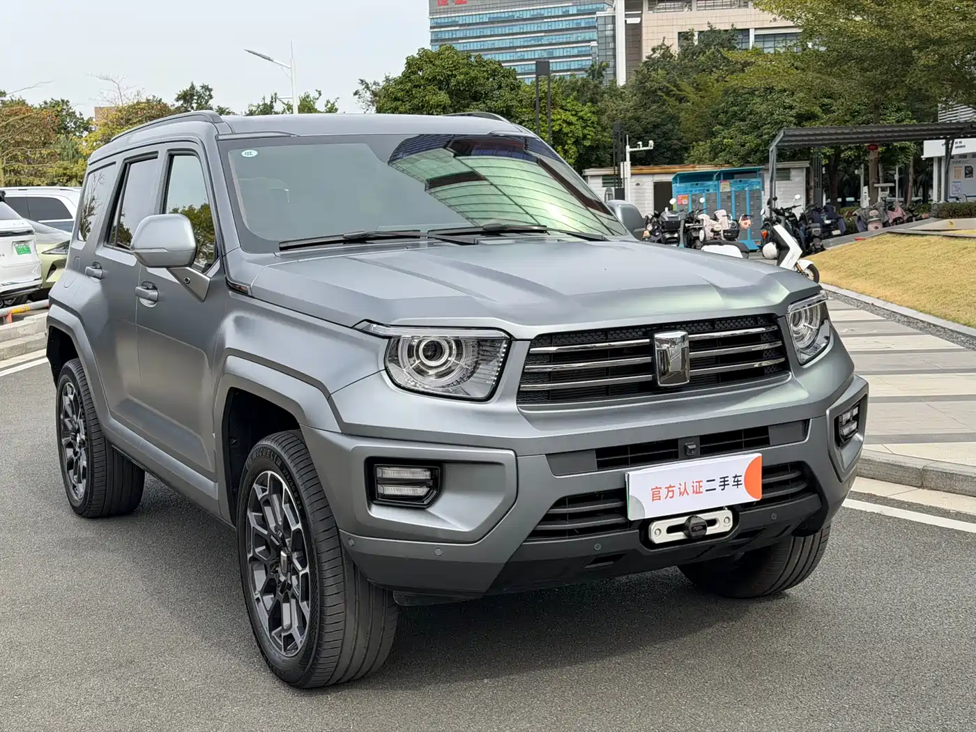 TANK TANK 700 NEW ENERGY