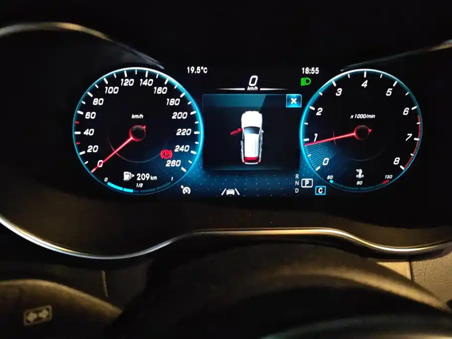 Mercedes-Benz GLC 2020 GLC 300 L 4MATIC Dynamic фото 14