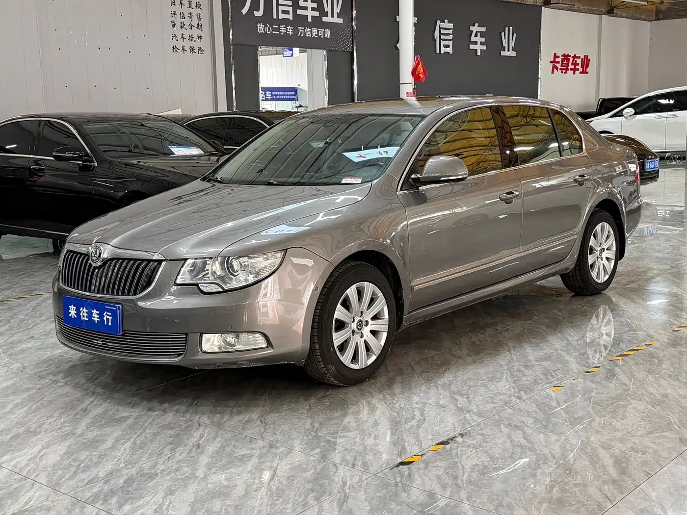 Škoda Superb 2012 1.8TSI Automatic Noble Elegance Edition