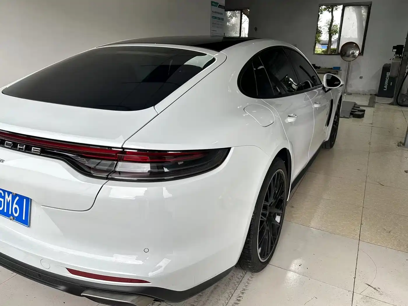 Porsche Panamera 2022 Panamera 2.9T Platinum Edition фото 15