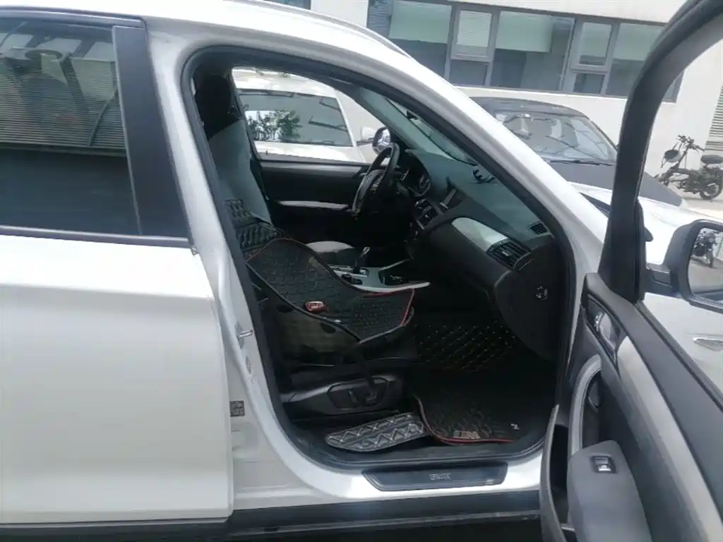 BMW X3 (Import) 2016 sDrive20i фото 11