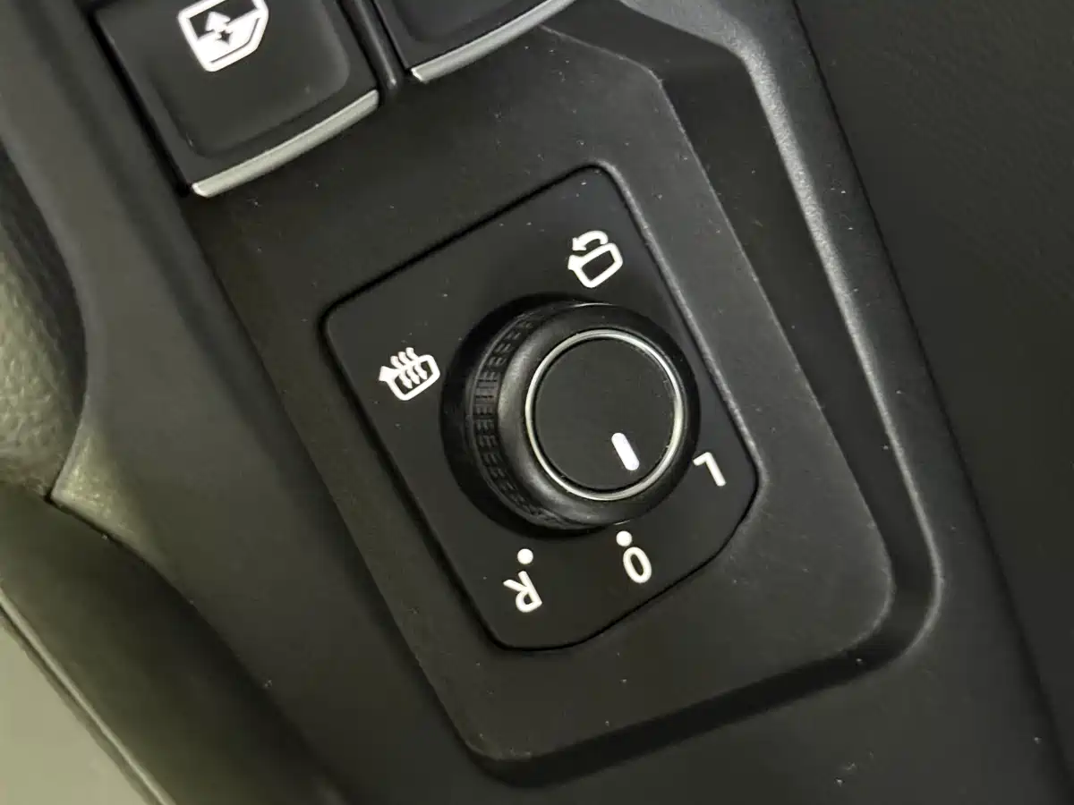 Volkswagen Tayron 2019 Expedition 280TSI 2WD Luxury (China VI) фото 17