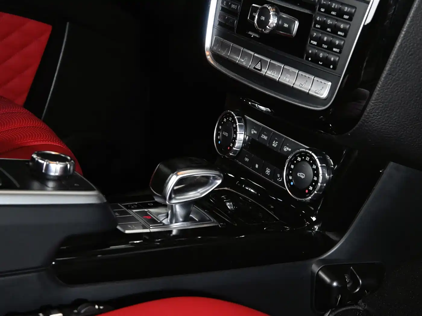 Mercedes-Benz G-Class AMG 2016 AMG G 63 фото 24