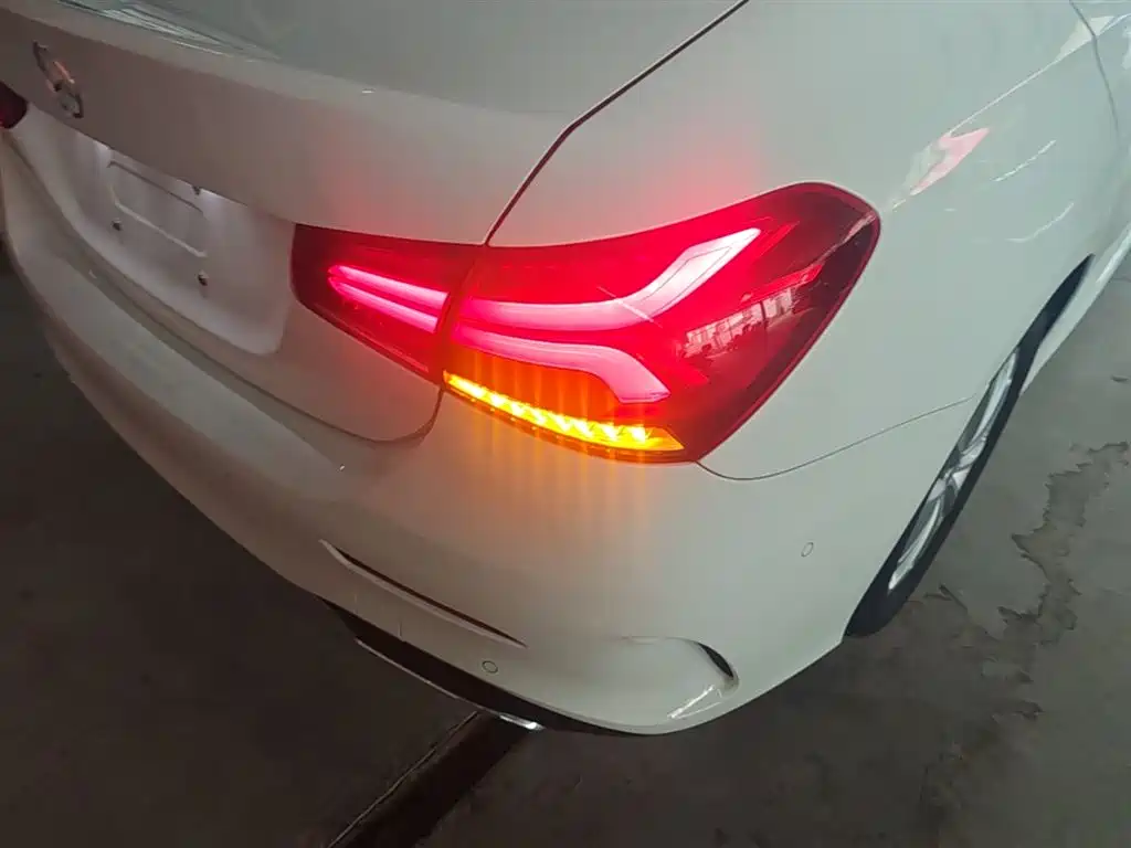 Mercedes-Benz A-Class 2022 Facelift A 200 L Sport Sedan Fashion Style фото 8