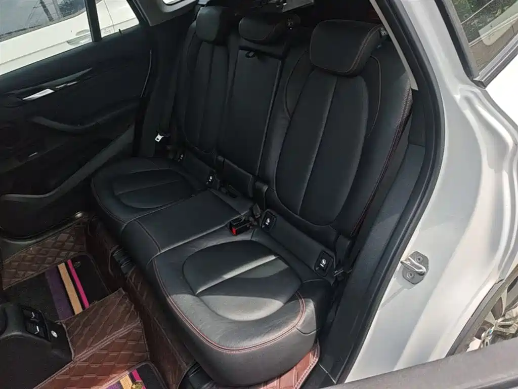BMW X1 2016 xDrive20Li Luxury Model фото 17