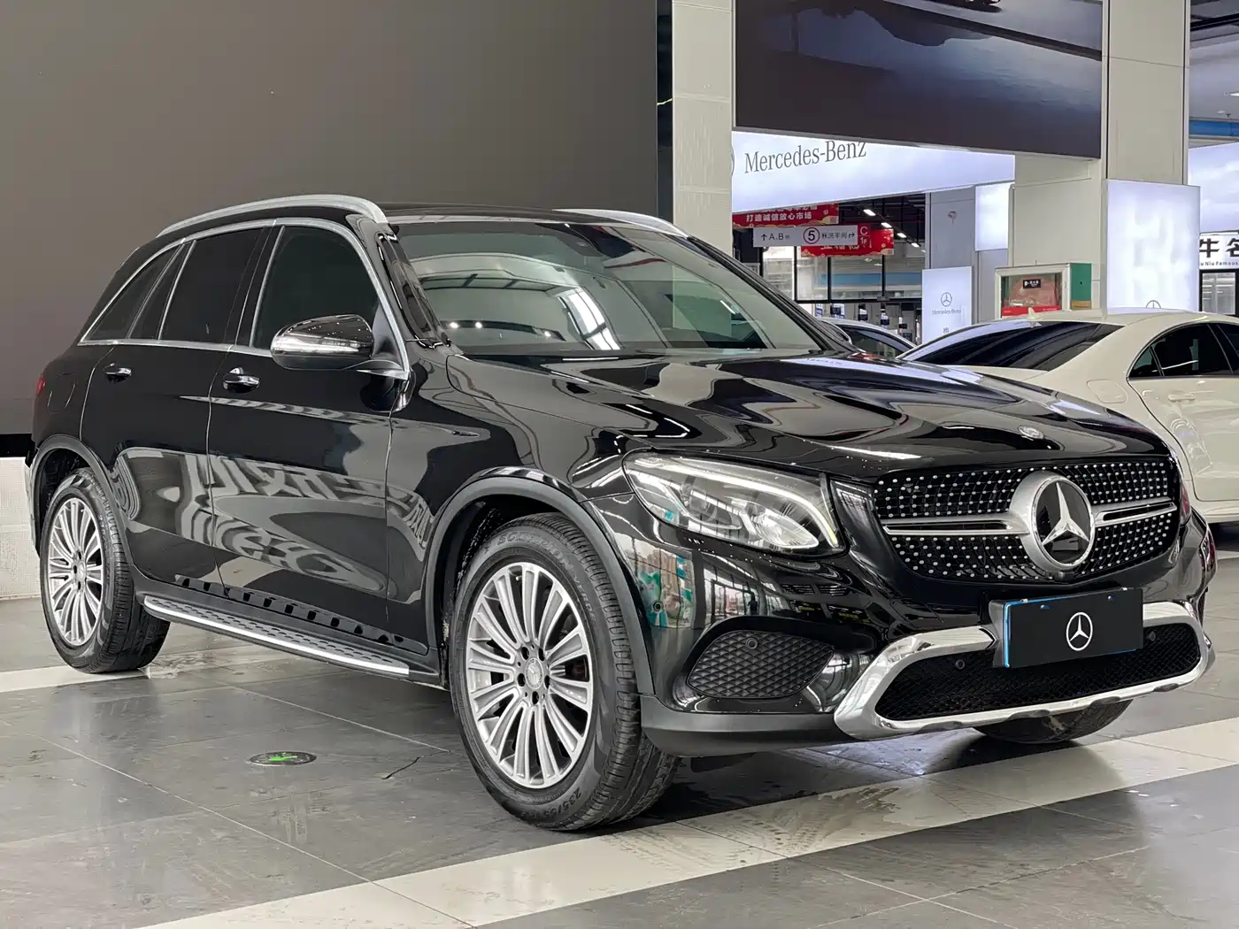 Mercedes-Benz GLC 2016 GLC 260 4MATIC Dynamic фото 3