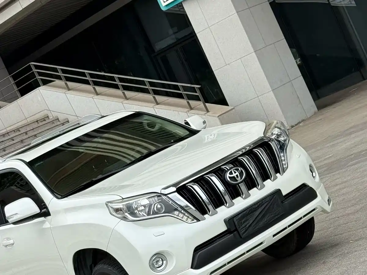 Toyota Prado (Import) 2016 2014 2.7L Automatic Luxury