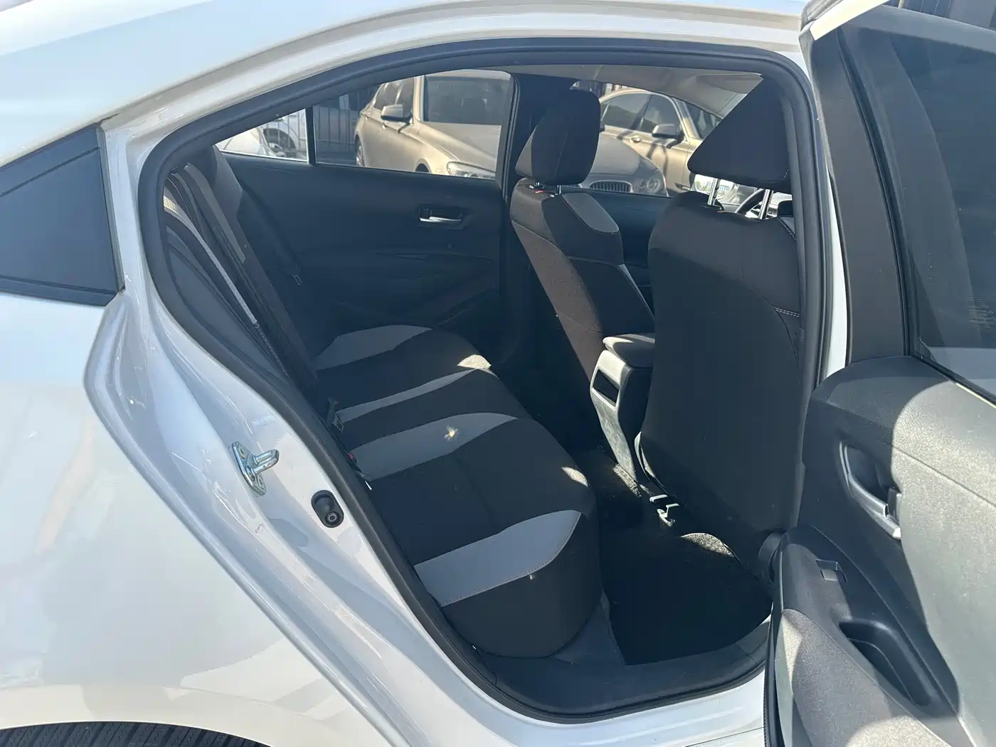 Toyota Corolla 2023 1.2T Pioneer Edition фото 12