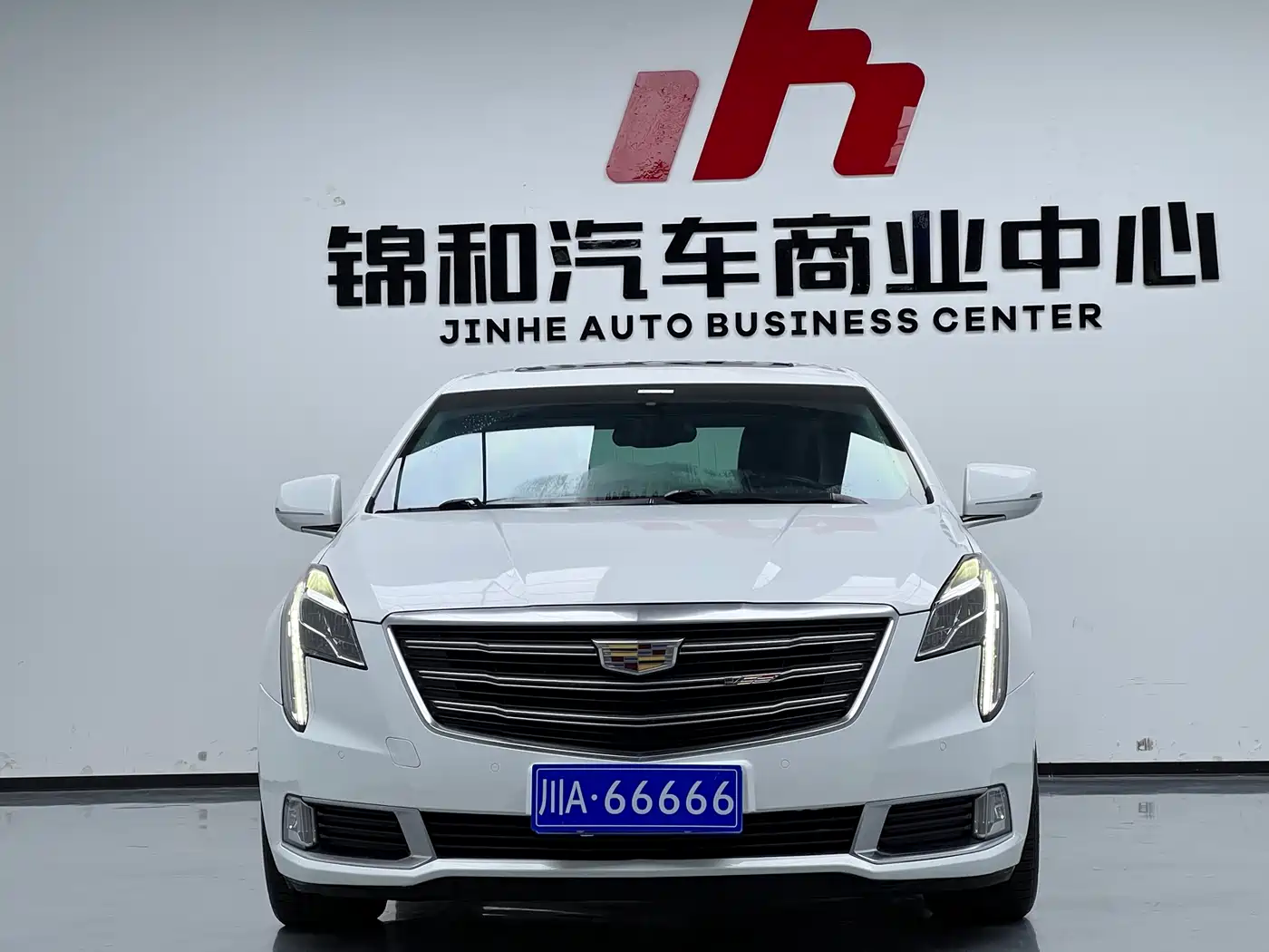 Cadillac XTS 2018 28T Elite фото 3