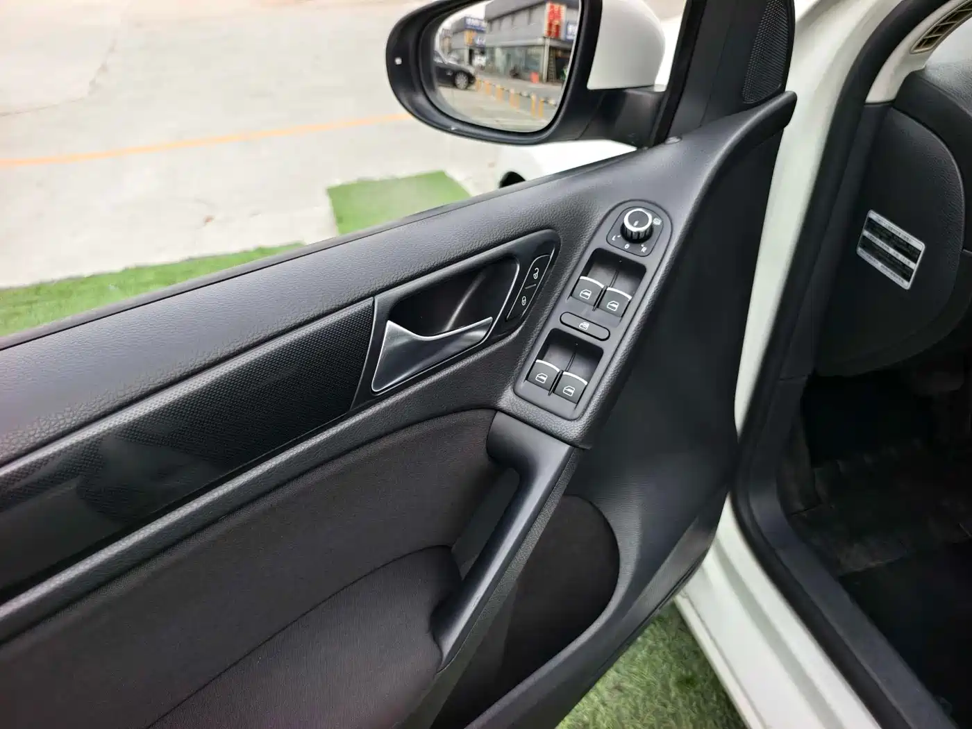 Volkswagen Golf 2012 1.4TSI Automatic Comfort фото 8