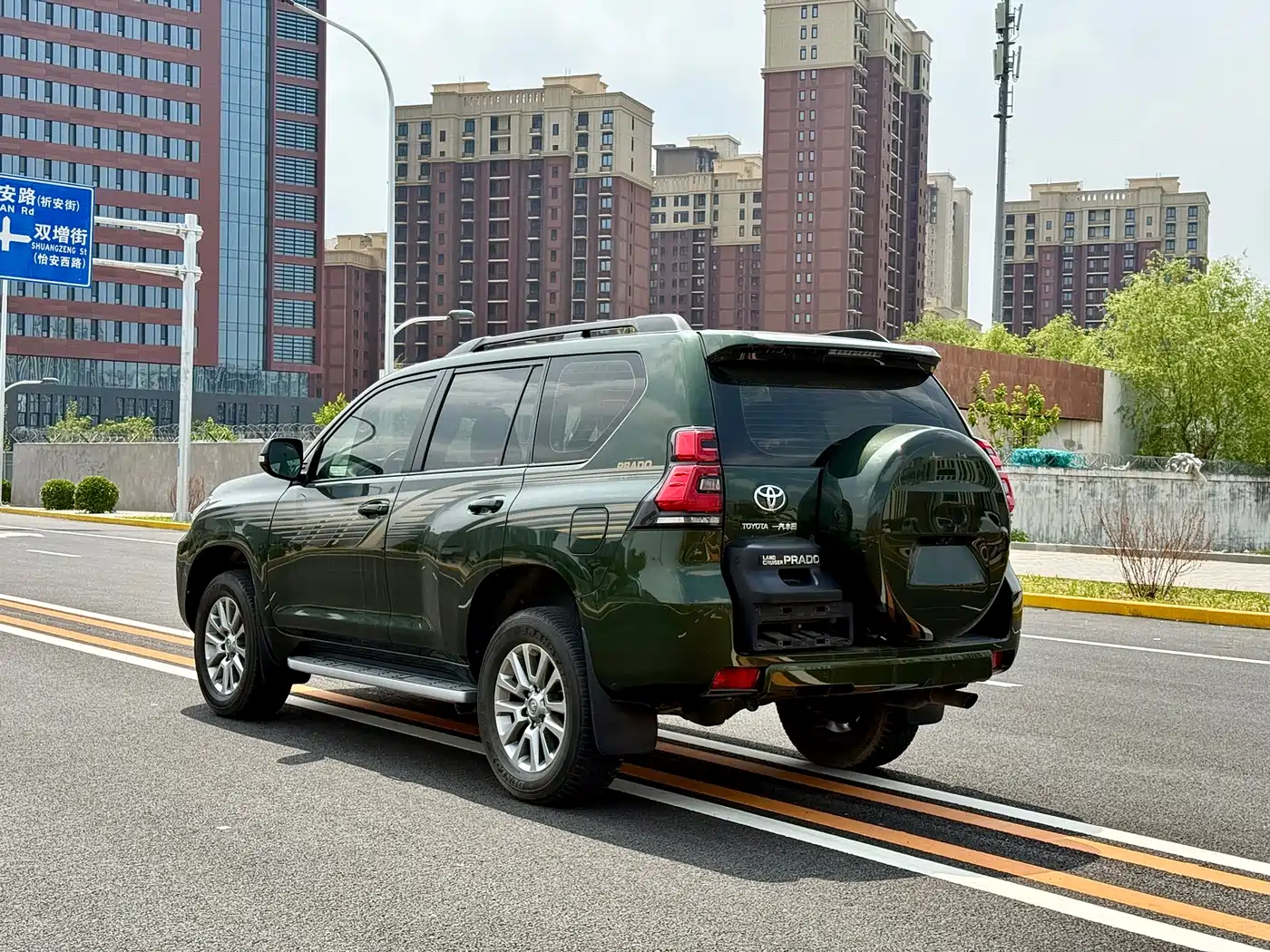 Toyota Prado 2018 3.5L Automatic TX-L NAVI Rear-mounted Spare Tire фото 8