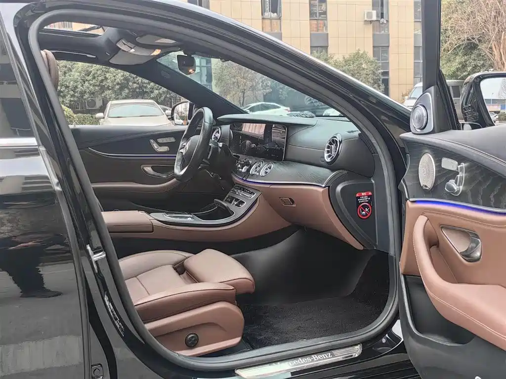 Mercedes-Benz E-Class 2021 E 300 L Luxury фото 22