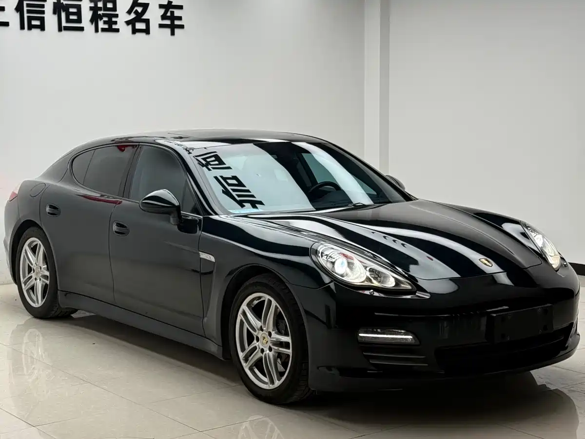 Porsche Panamera 2010 Panamera 4 3.6L фото 29