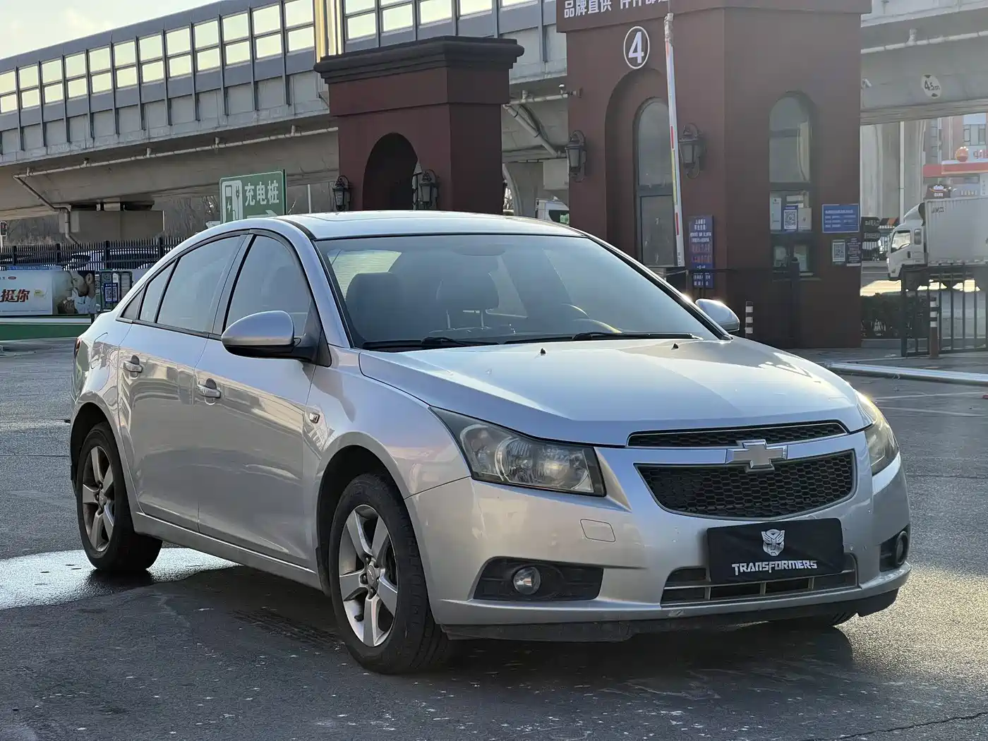 Chevrolet Cruze 2013 Model 1.8L SE AT фото 2