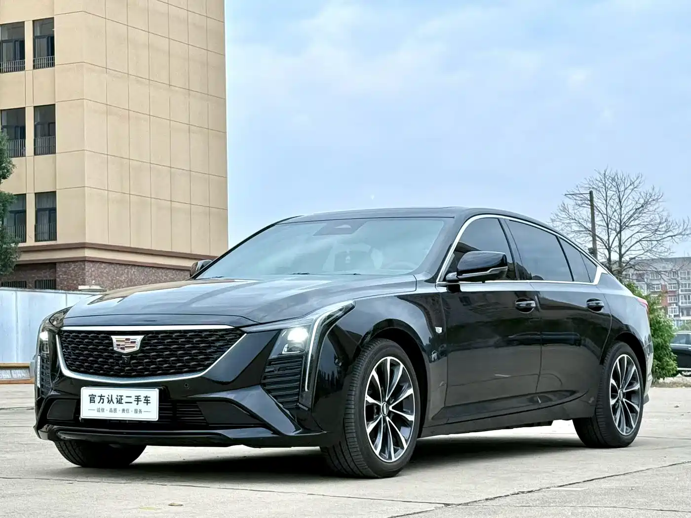 Cadillac CT5 2025 Model 28T Urban Sport Edition