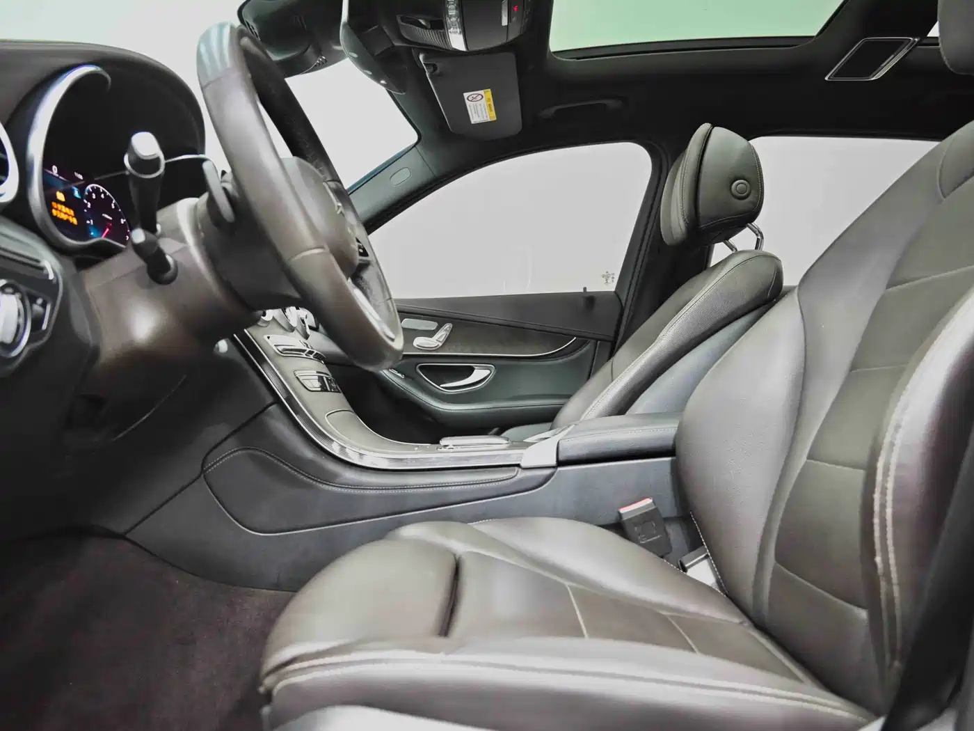 Mercedes-Benz GLC 2020 GLC 300 L 4MATIC Dynamic фото 26