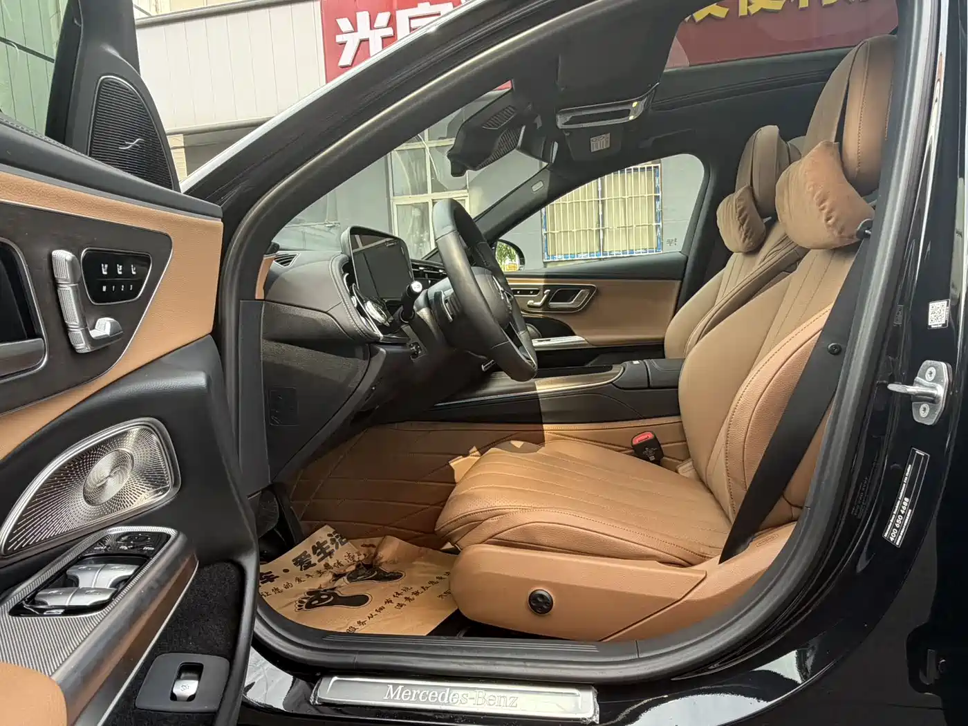 Mercedes-Benz E-Class 2024 Model E 300 L Luxury фото 4