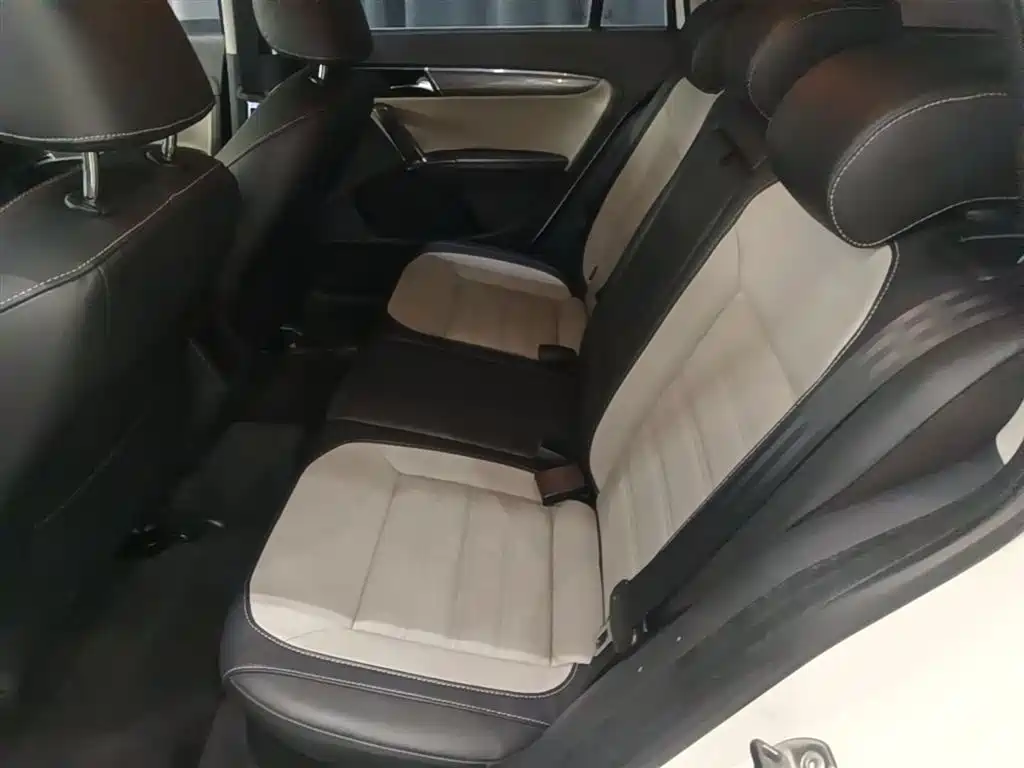 Volkswagen Gran Lavida 2014 1.6L Auto фото 17
