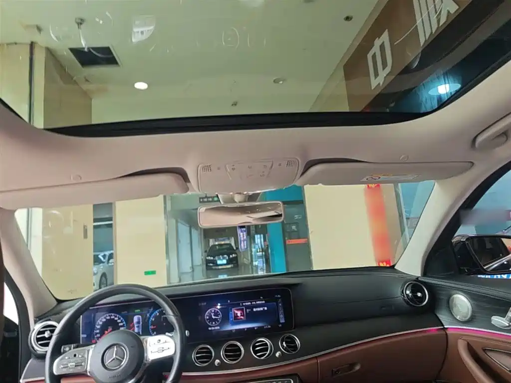 Mercedes-Benz E-Class 2019 E 260 L Sport фото 18