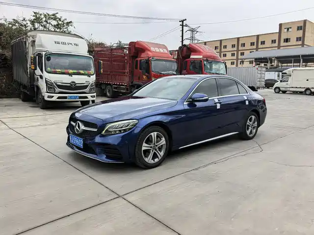 MERCEDES-BENZ C CLASS