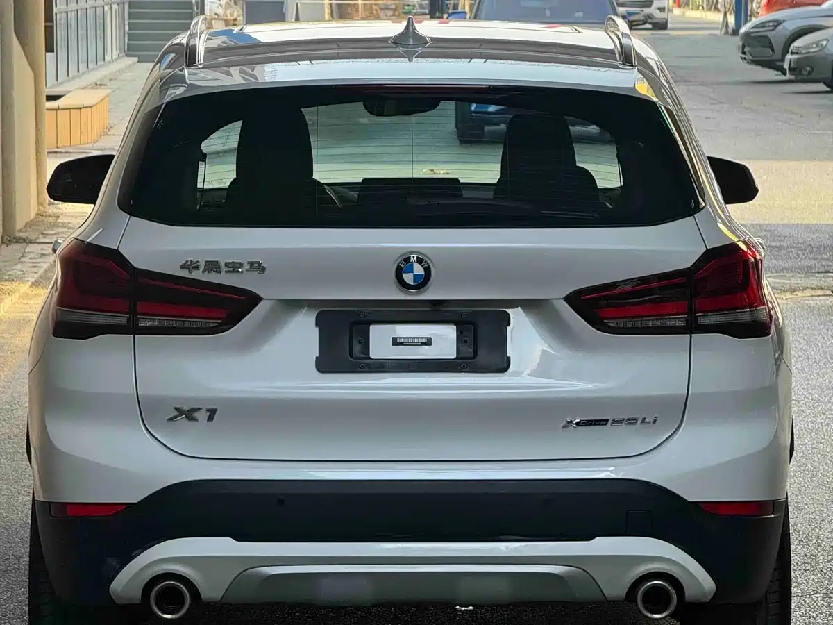 BMW X1 2022 Facelift xDrive25Li Premium Edition фото 7