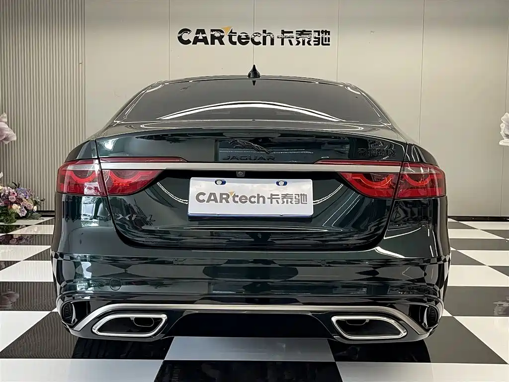 JAGUAR XFL