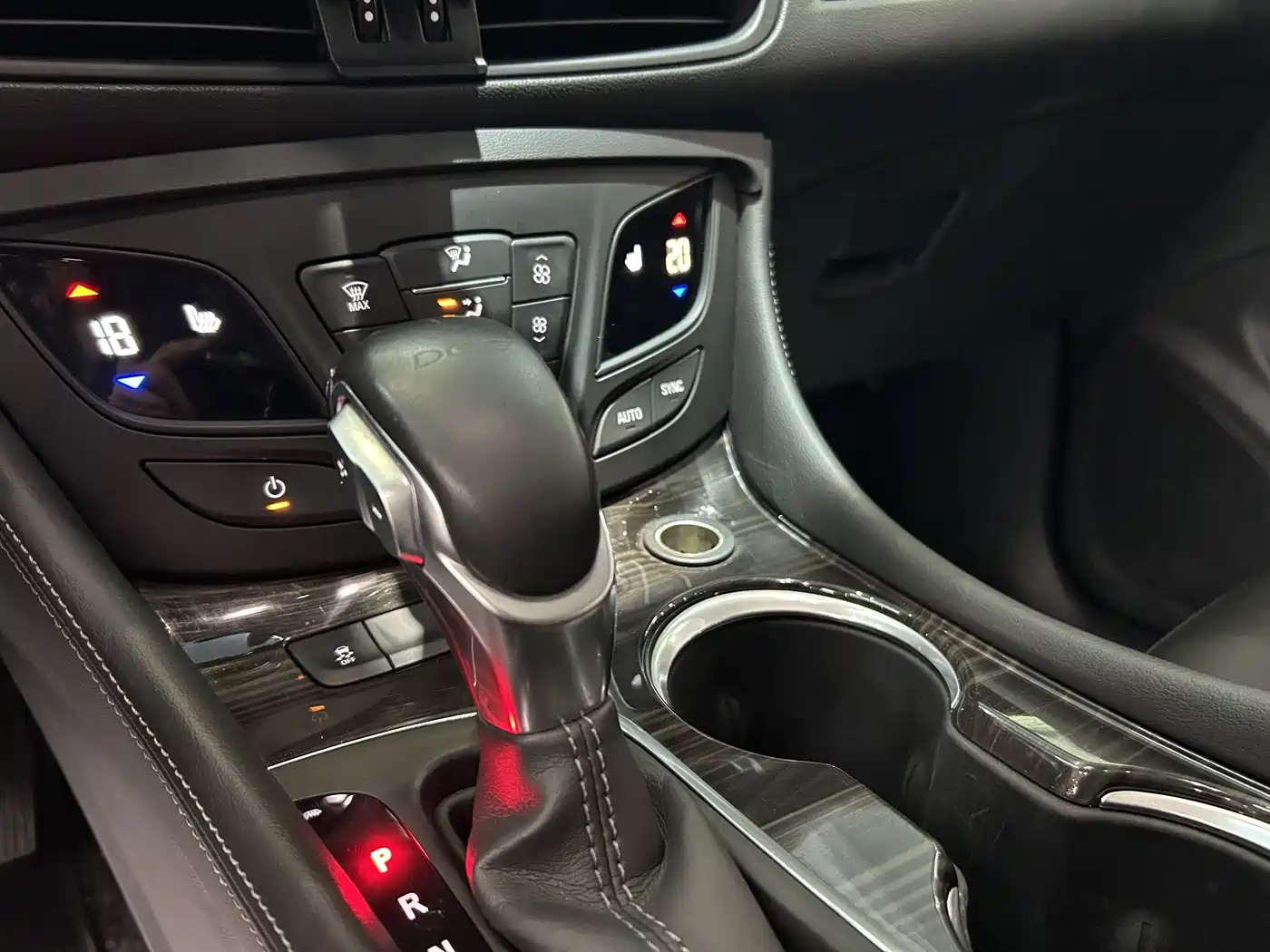 Buick Envision Plus 2019 20T 2WD Elite Type China V фото 11