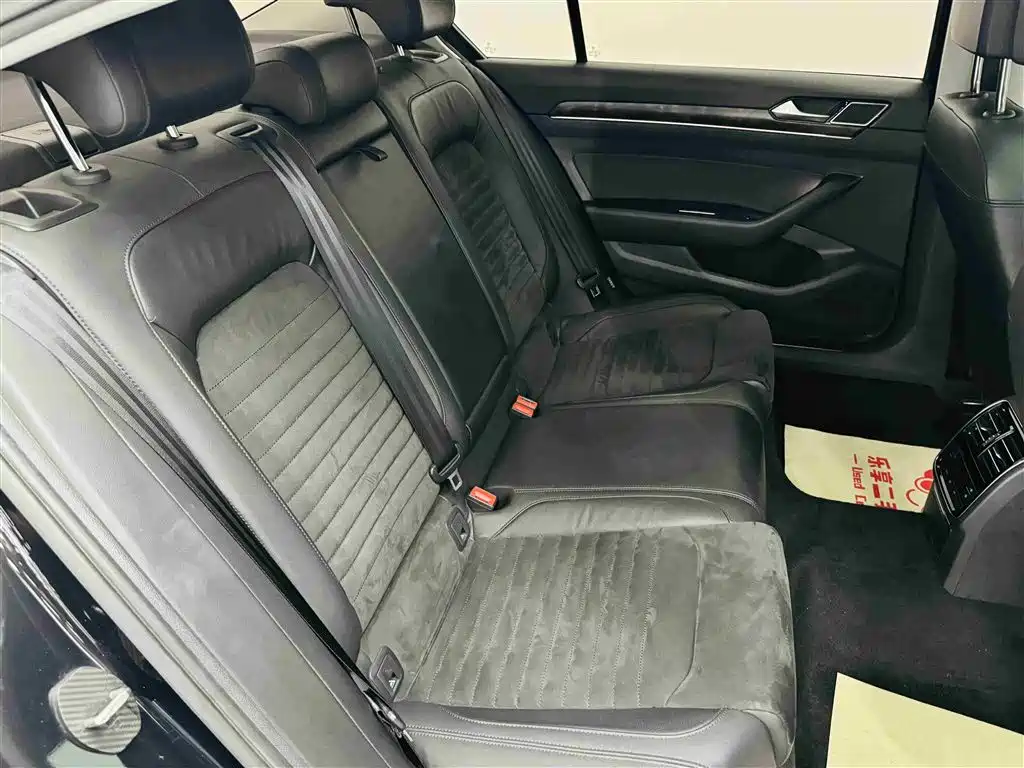 Volkswagen Magotan 2017 380TSI DSG Luxury фото 26