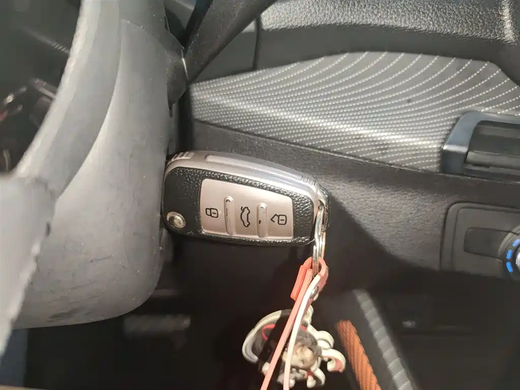Audi Q2L 2018 35 TFSI Launch Exclusive Edition China VI фото 9