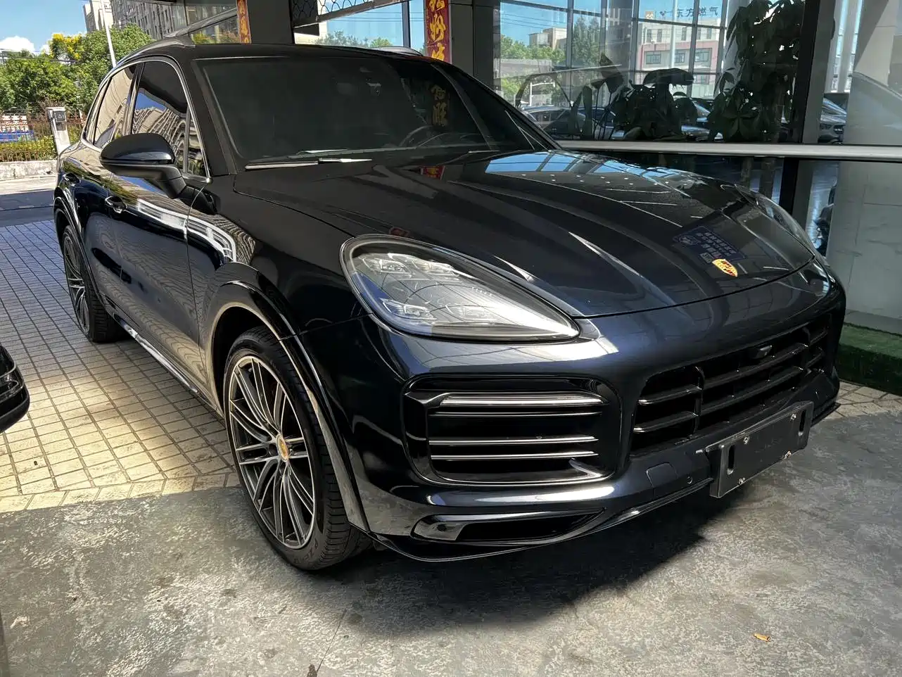 PORSCHE CAYENNE